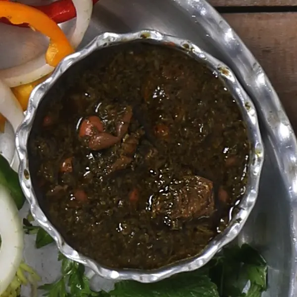 کاسه قورمه سبزی