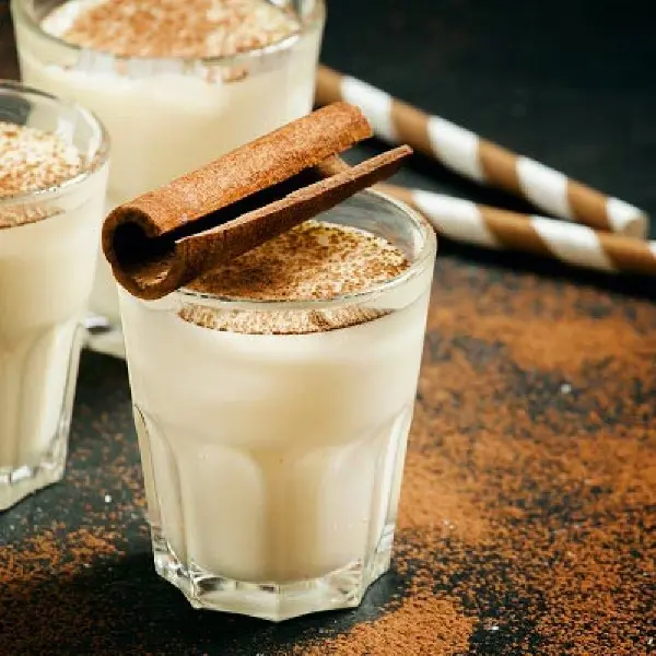 شیر عسل دارچین